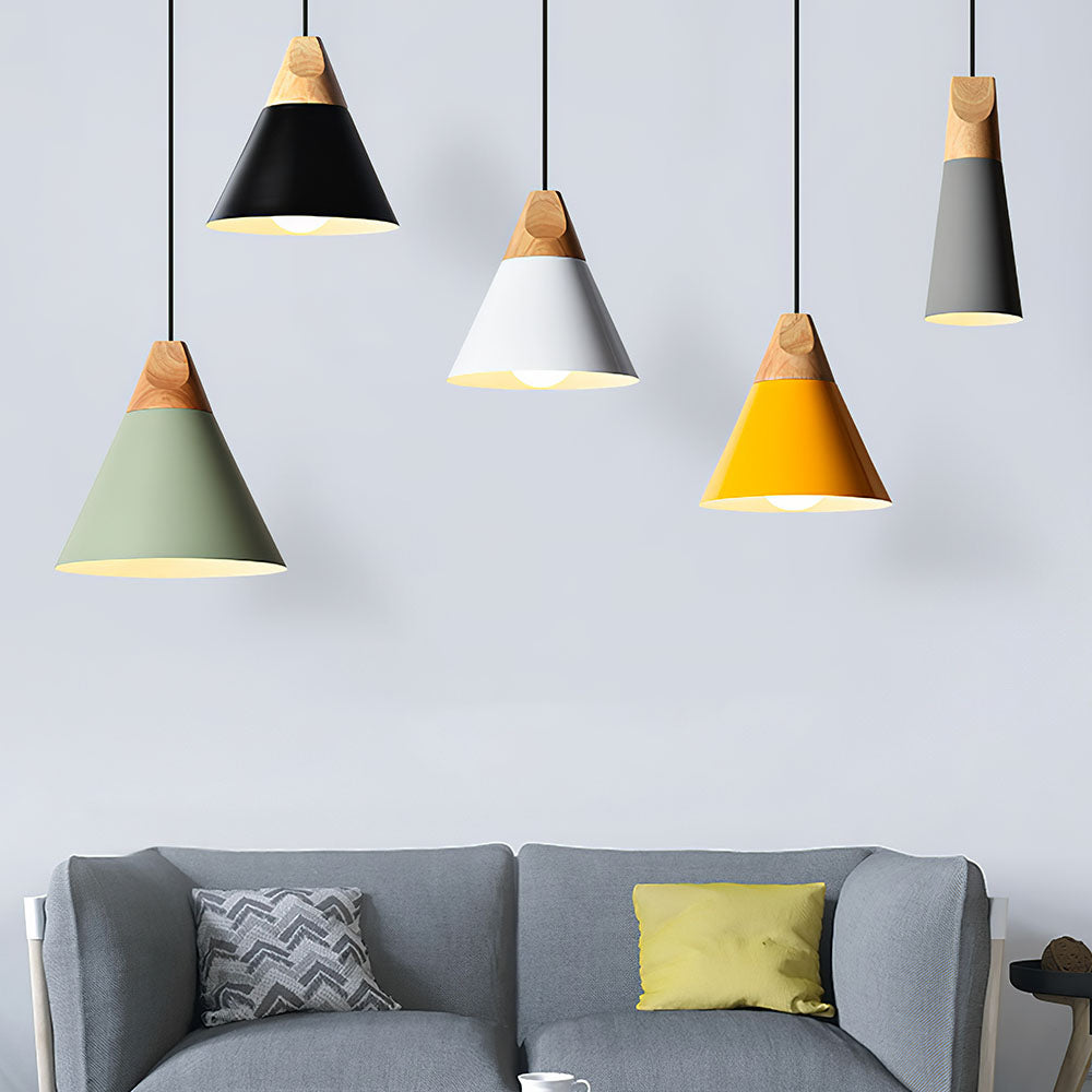 Scandinavische hanglamp van hout en aluminium