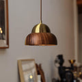 Houten Japandi hanglamp met messing accenten